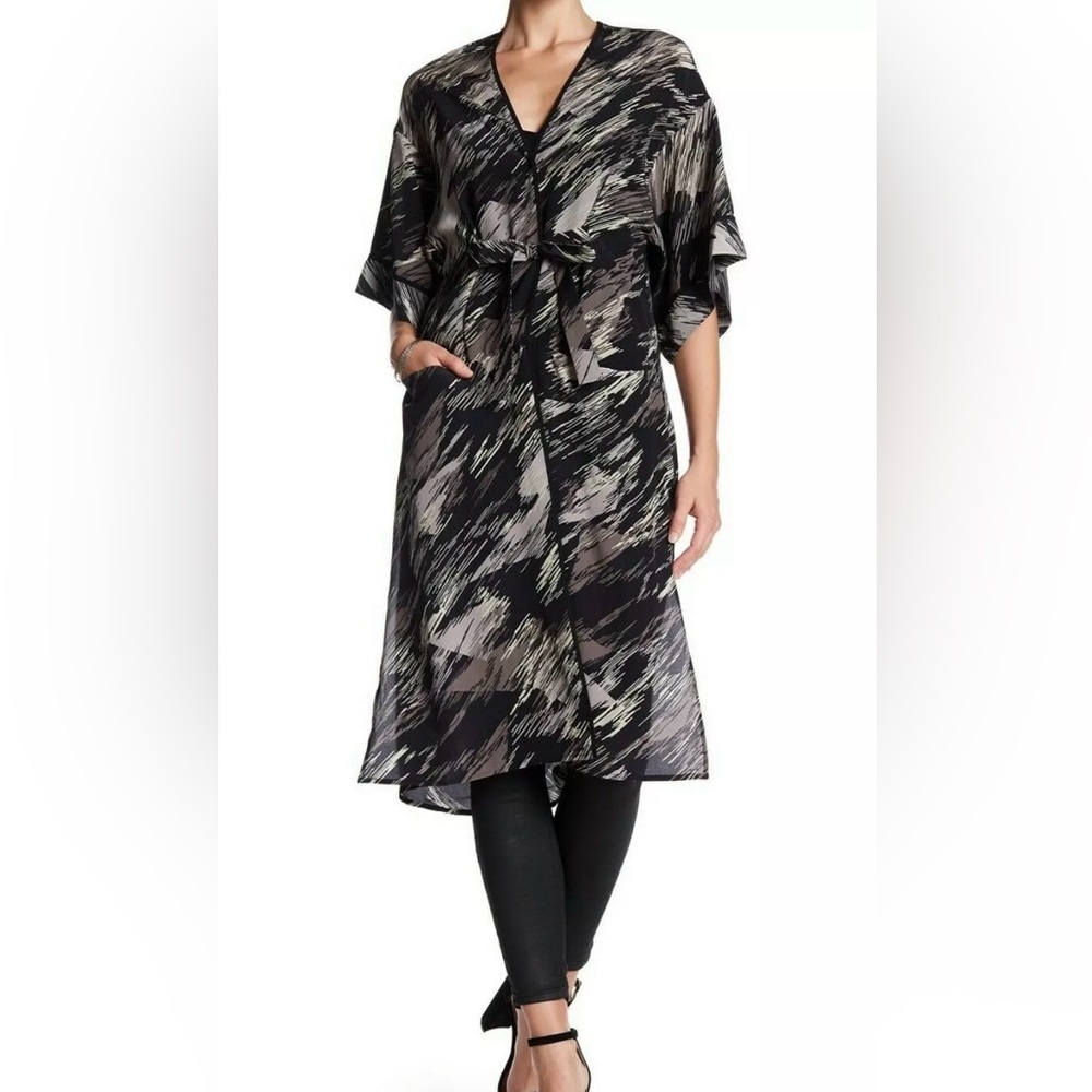 HALSTON HERITAGE - Printed Silk Kimono - NWT - Size XS/S